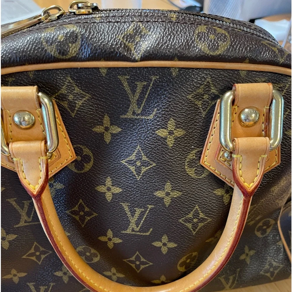 Louis Vuitton Canvas Manhattan PM Satchel Handbag - Picture 7 of 16